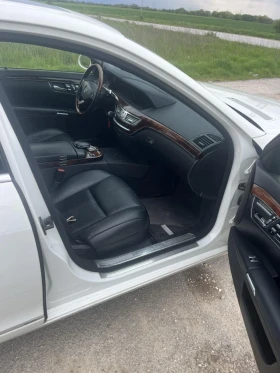 Mercedes-Benz S 500, снимка 8
