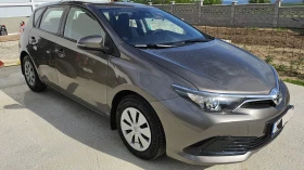 Toyota Auris Първи собственик, снимка 1