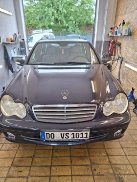 Mercedes-Benz C 200, снимка 13