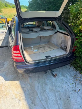 Mercedes-Benz C 200, снимка 2