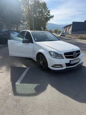 Mercedes-Benz C 350, снимка 2