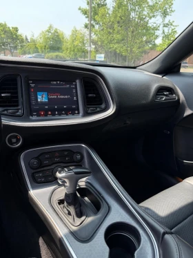 Dodge Challenger SXT PLUS | Mobile.bg    8