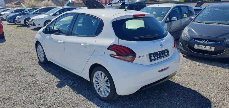 Peugeot 208 1.2I-91000км-EURO-6B, снимка 6 - Автомобили и джипове - 40119332