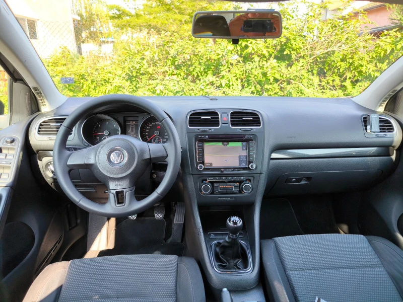 VW Golf 2.0TDI, снимка 6 - Автомобили и джипове - 47633224