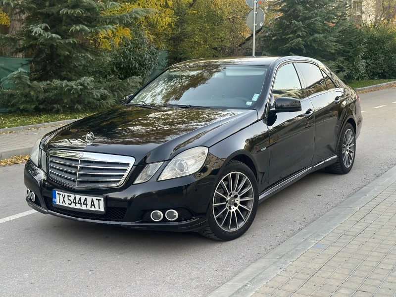 Mercedes-Benz E 220 AMG, снимка 3 - Автомобили и джипове - 48094391