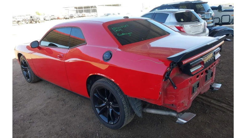 Dodge Challenger R/T 5.7 V8 HEMI, снимка 4 - Автомобили и джипове - 48331478