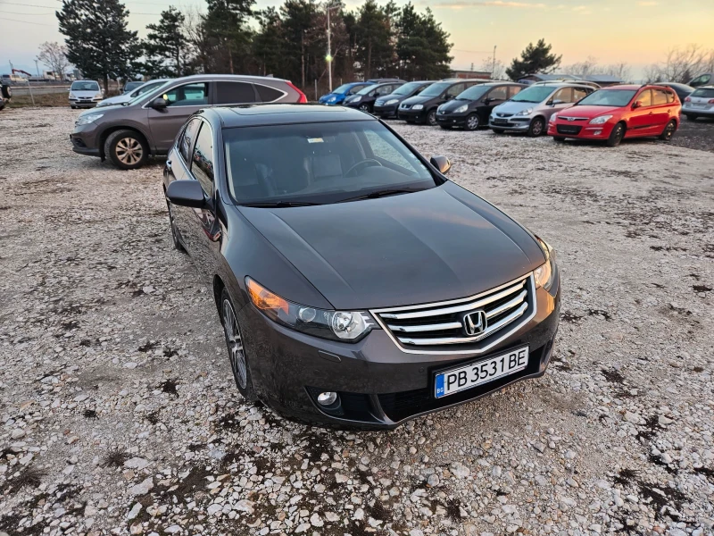 Honda Accord 2.4/EXECUTIVE/ГАЗ/КОЖА/АВТОМАТ/ПОДГРЕВ, снимка 2 - Автомобили и джипове - 48493854