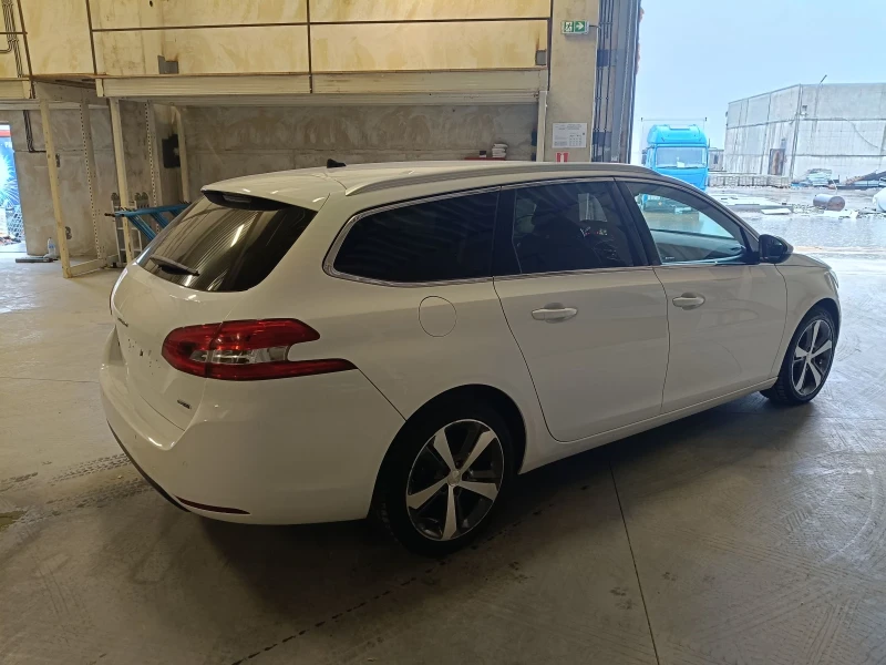 Peugeot 308 1.6 BLUE HDI , снимка 3 - Автомобили и джипове - 49719740