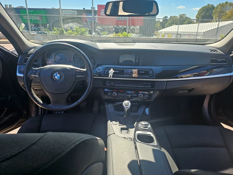 BMW 523 Er reihe, снимка 10 - Автомобили и джипове - 52405992
