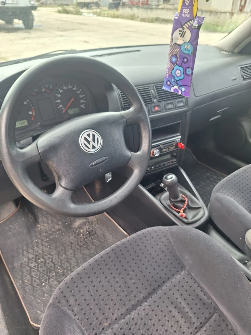 VW Golf, снимка 9 - Автомобили и джипове - 52583851