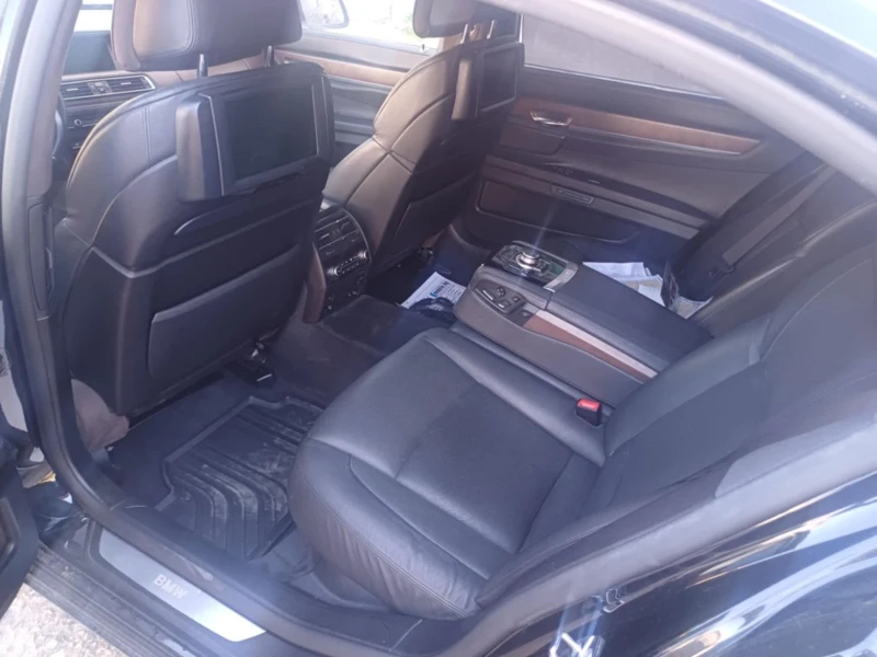 BMW 750 BMW 750 LONG , снимка 9 - Автомобили и джипове - 53180573