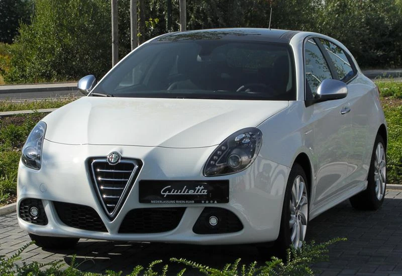 Alfa Romeo Giulietta 150 кс, снимка 1 - Автомобили и джипове - 48184066