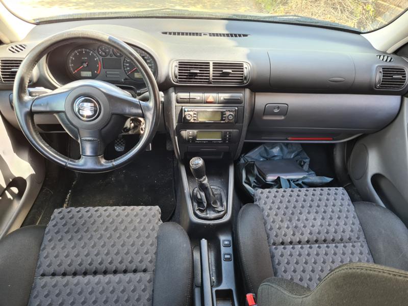Seat Leon 1.8 125к.с APG, снимка 13 - Автомобили и джипове - 42396908