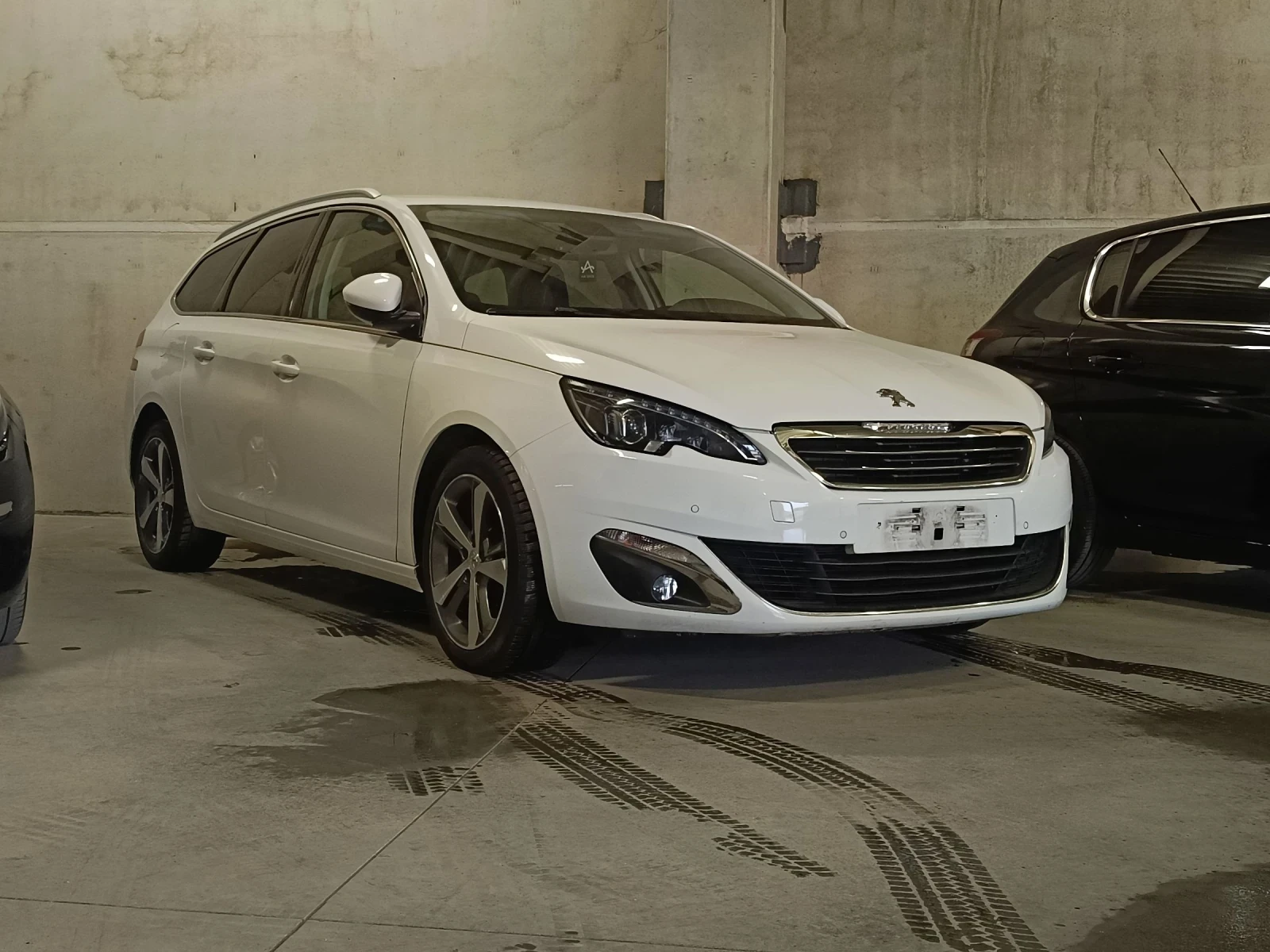 Peugeot 308 1.6 BLUE HDI , снимка 1