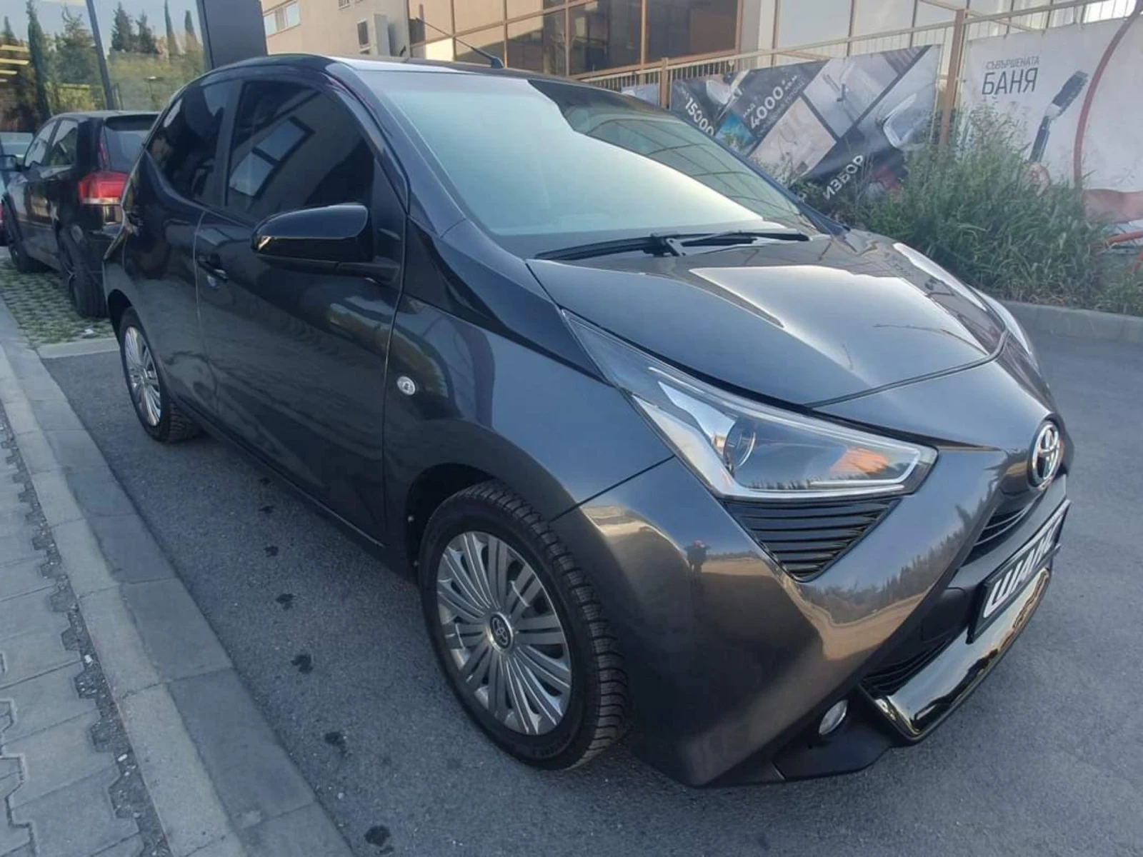 Toyota Aygo 1, 0 бензин 75 к.с - изображение 4