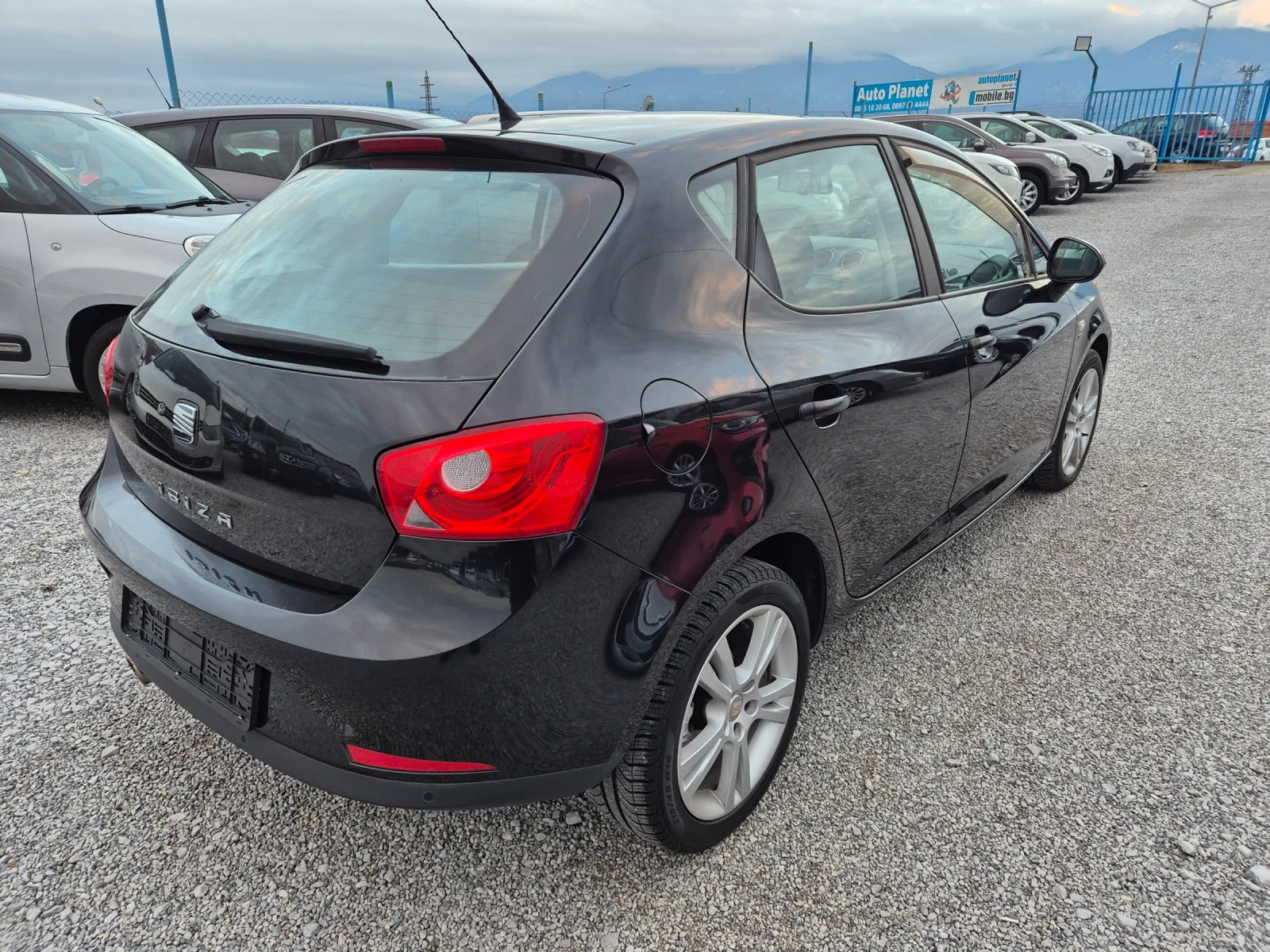 Seat Ibiza 1.6 TDI - изображение 4