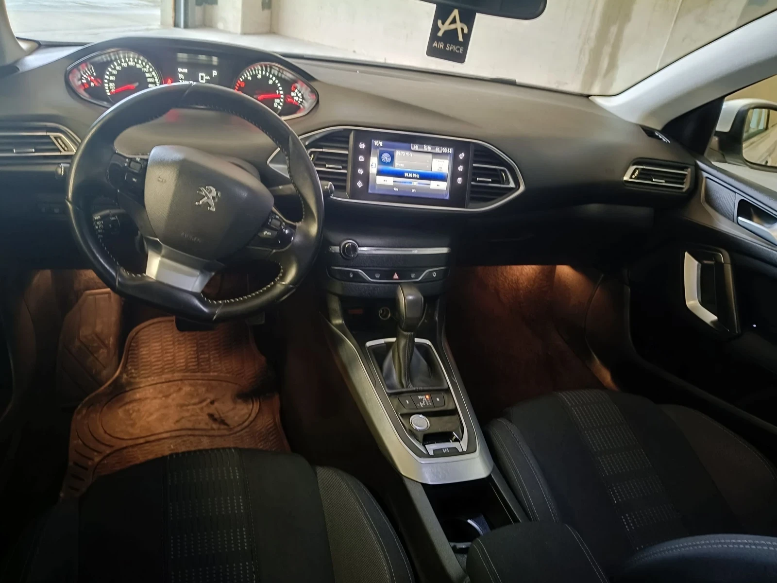 Peugeot 308 1.6 BLUE HDI  | Mobile.bg   11