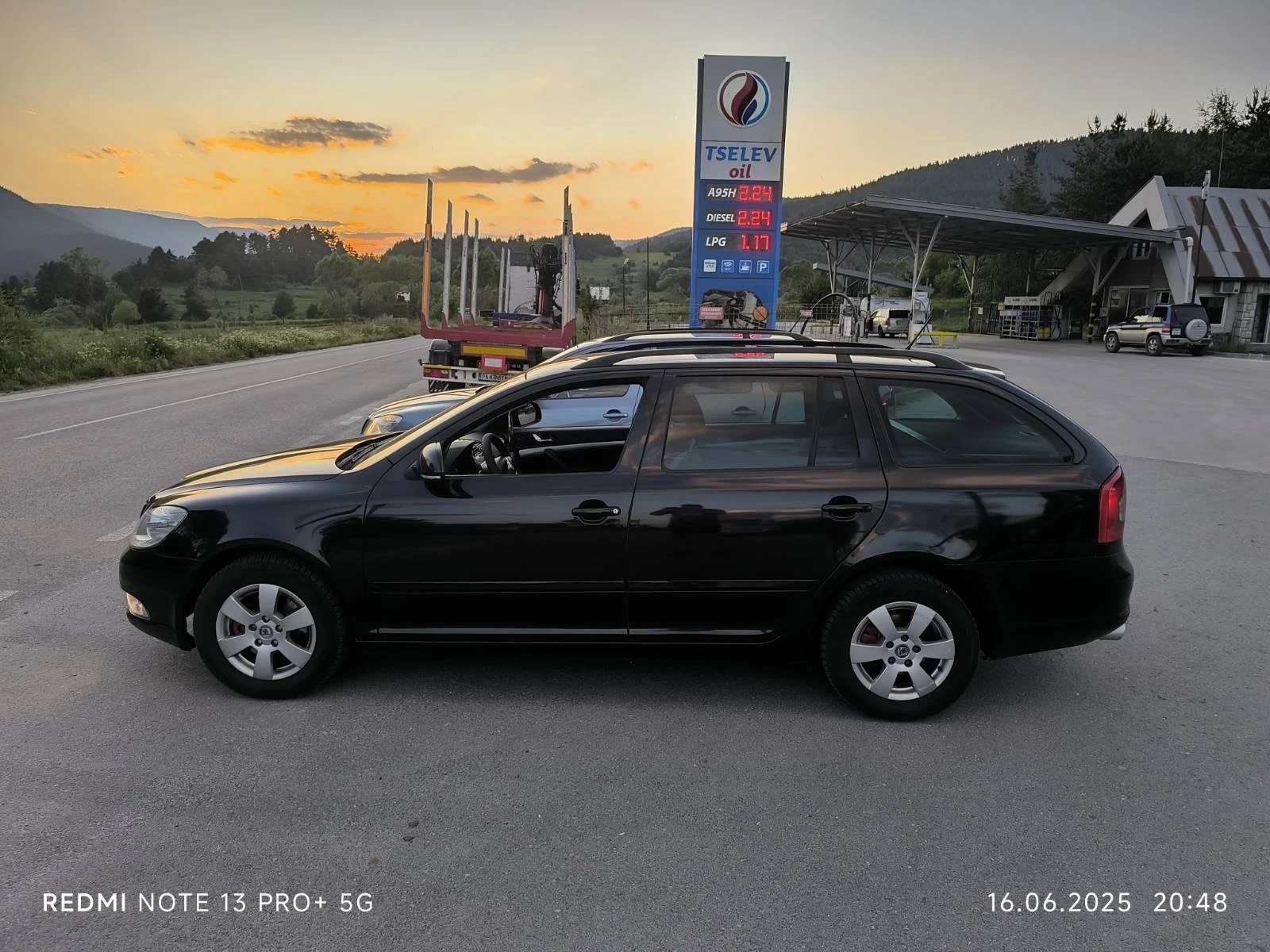 Skoda Octavia 2.0 tdi Перфектна внос на Самоход реални километри - изображение 5