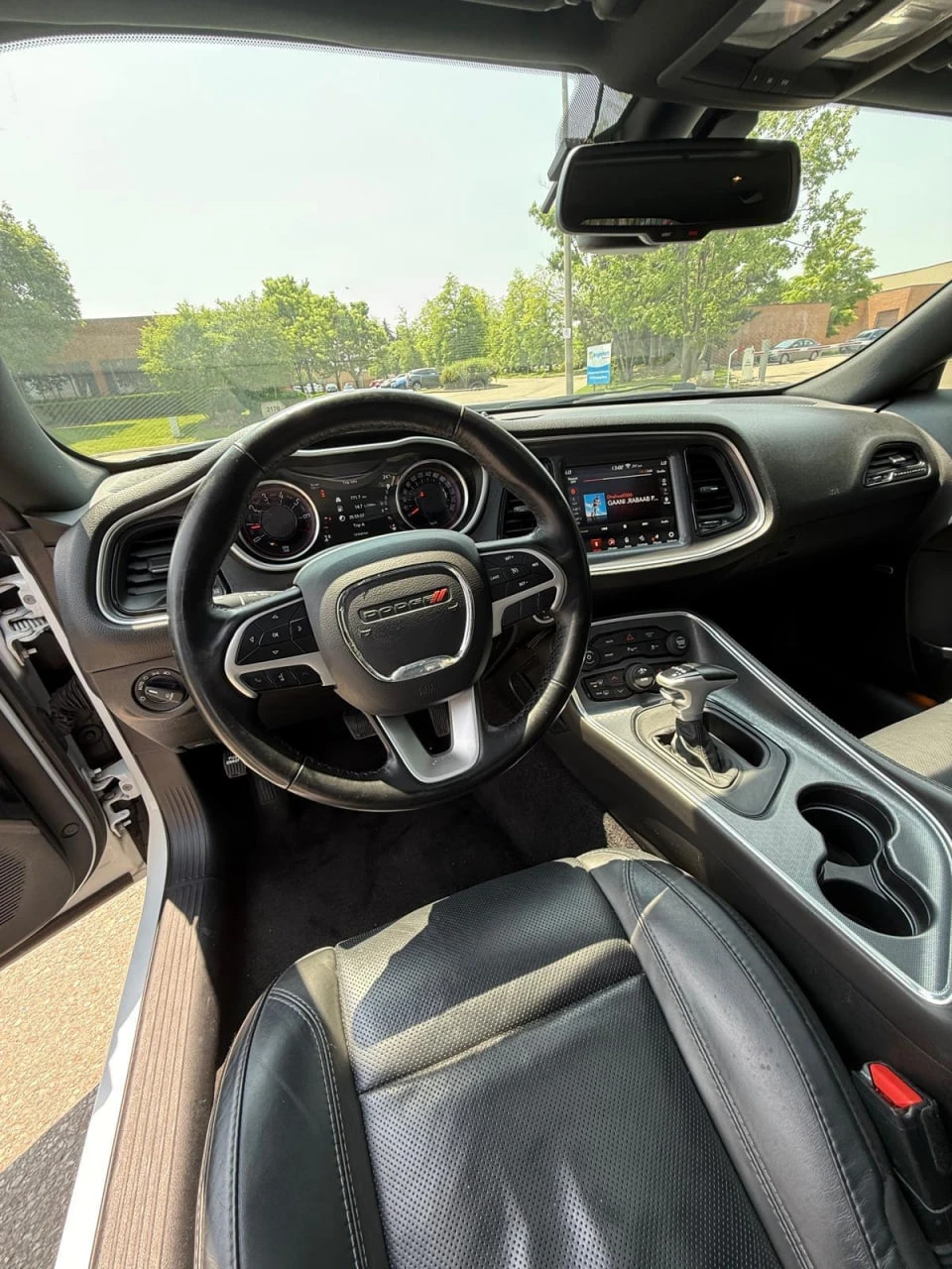 Dodge Challenger SXT PLUS - изображение 7