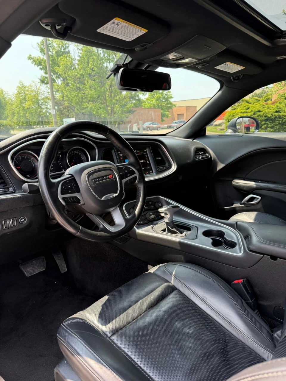 Dodge Challenger SXT PLUS - изображение 4