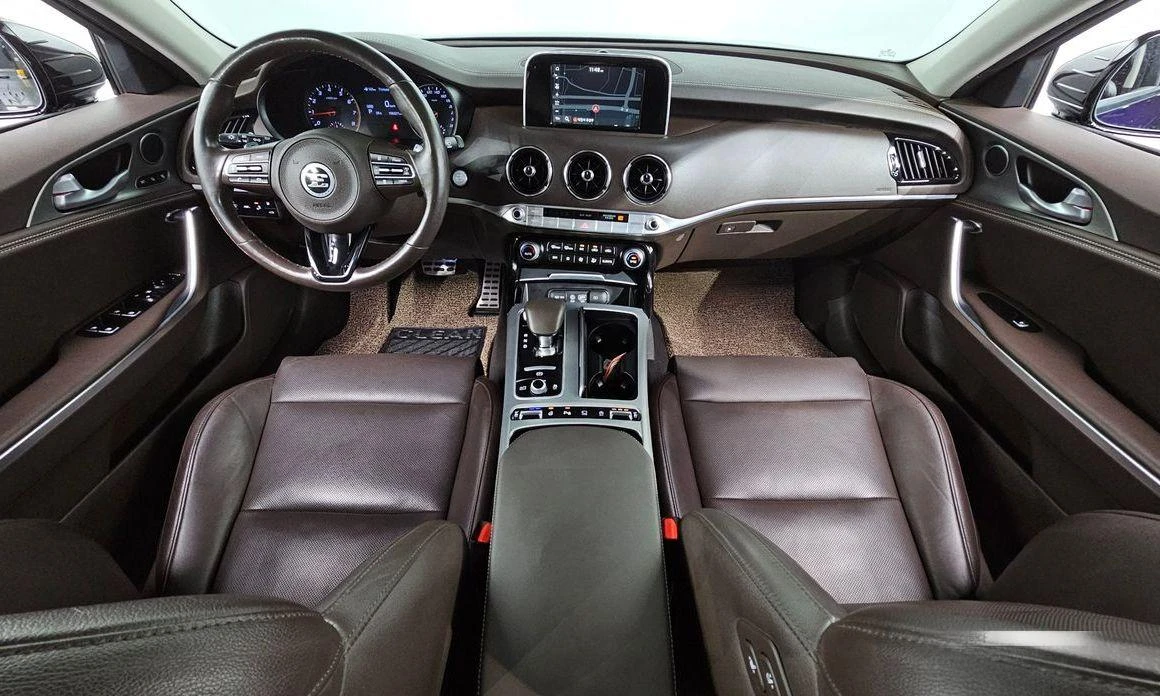 Kia Stinger 2.0 Turbo AWD * НАЙ-ДОБРА ЦЕНА В БЪЛГАРИЯ*  - изображение 7