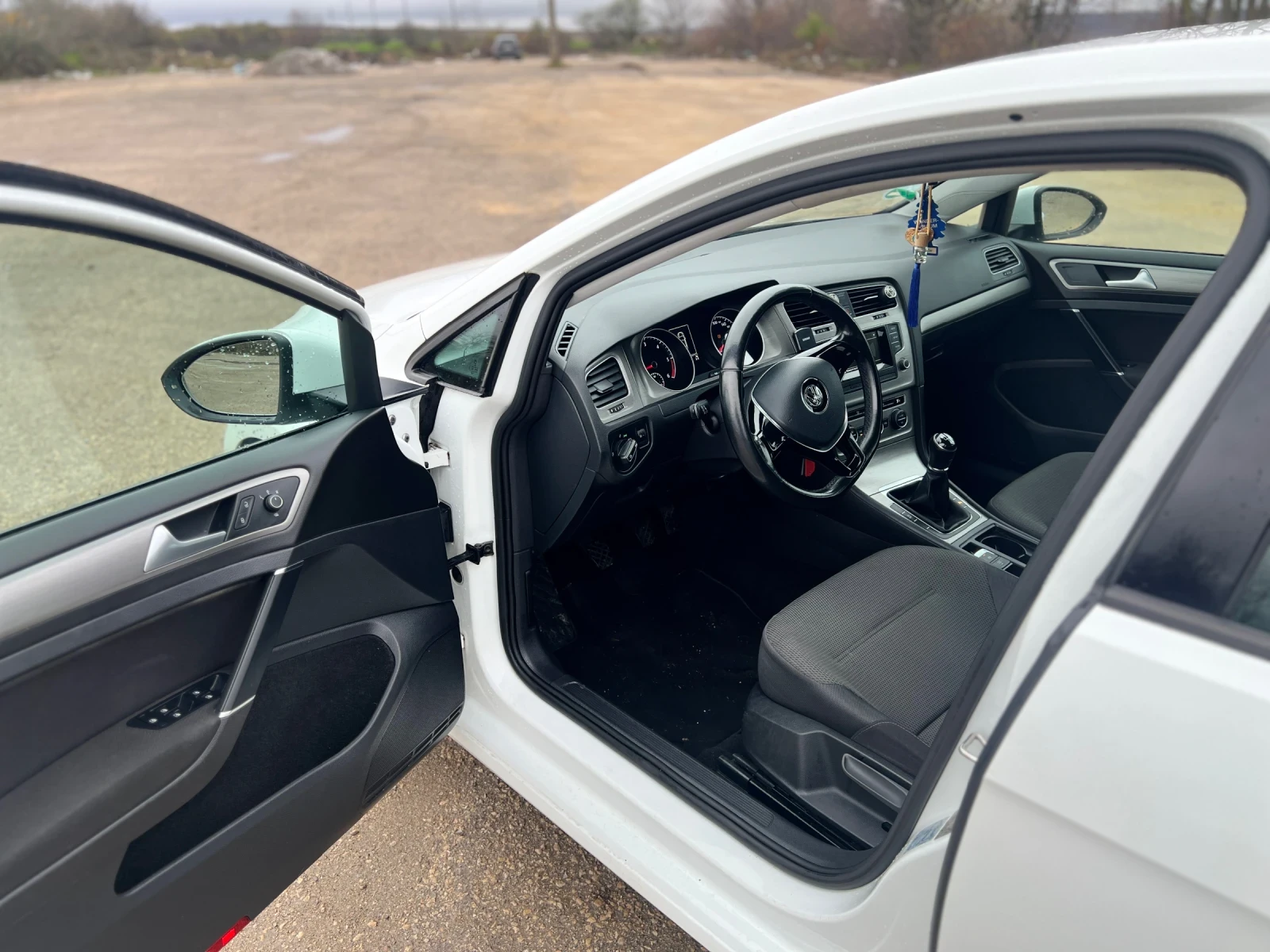 VW Golf  - изображение 10