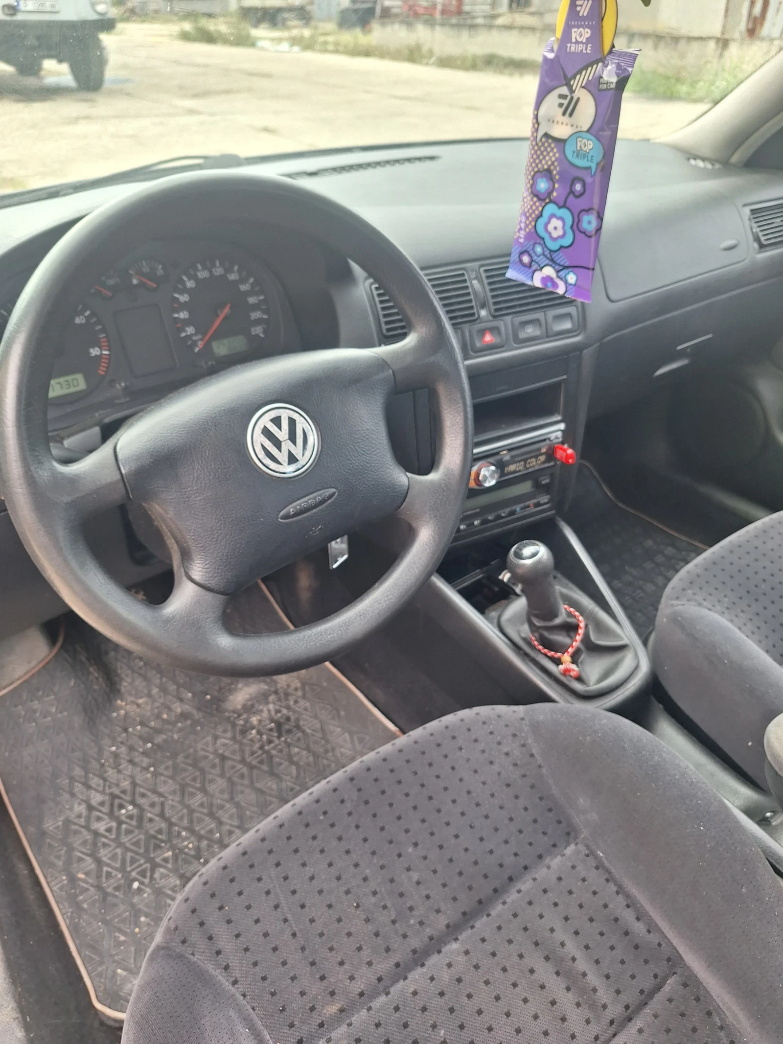 VW Golf  - изображение 9