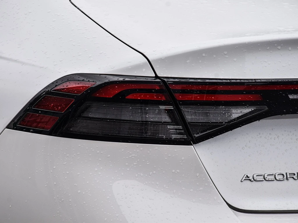 Honda Accord HYBRID * * CARFAX * * АВТО КРЕДИТ * *  - изображение 6