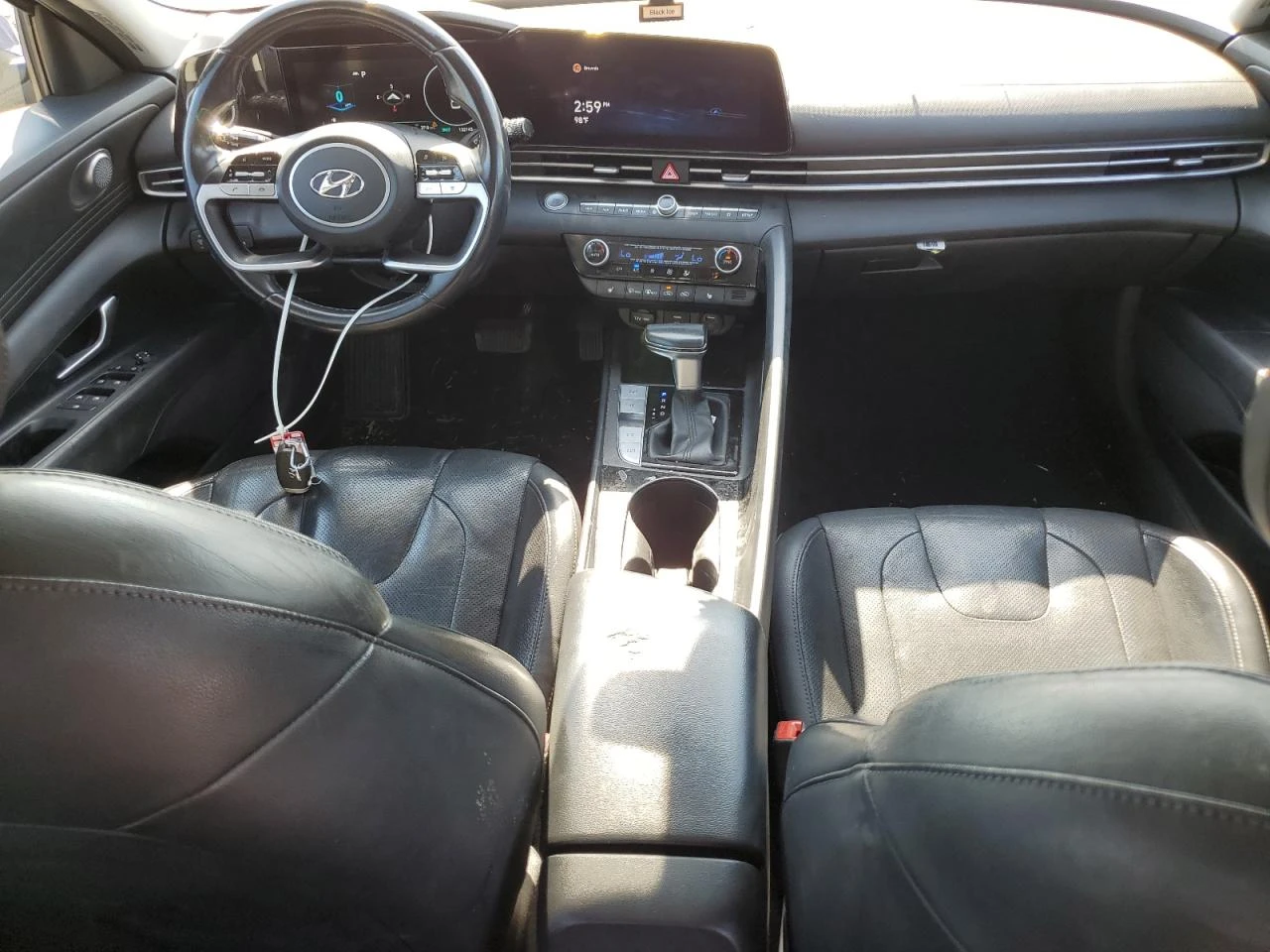 Hyundai Elantra Limited - изображение 8