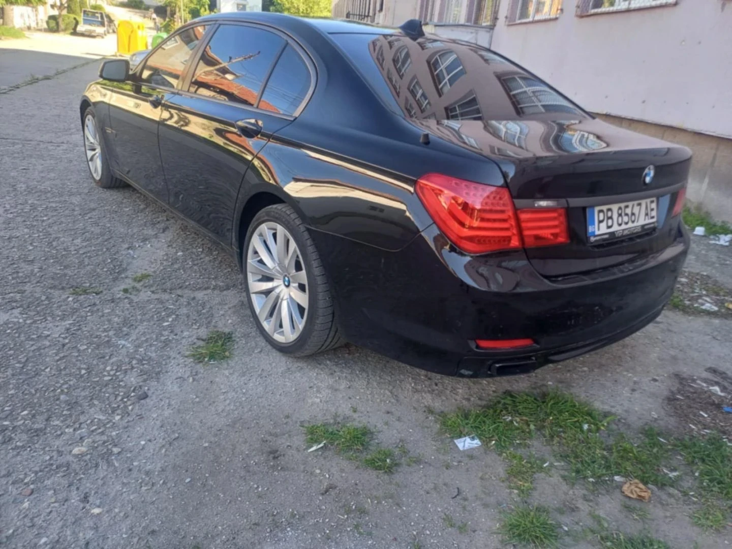 BMW 750 BMW 750 LONG  - изображение 2