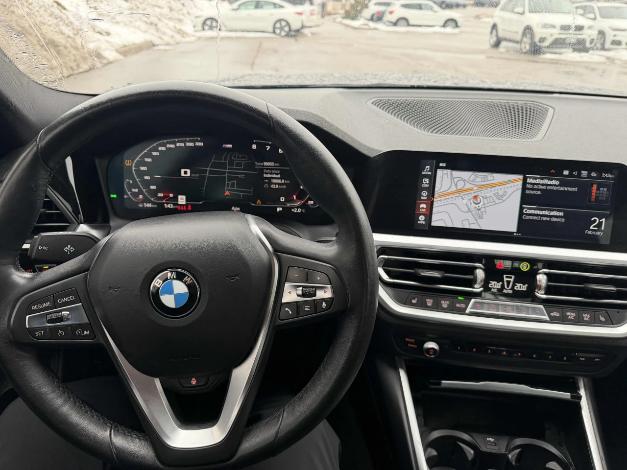 BMW 330 XDRIVE * 360 КАМЕРА* ПОДГРЕВИ НА ВОЛАН/СЕДАЛКИ*  - изображение 9