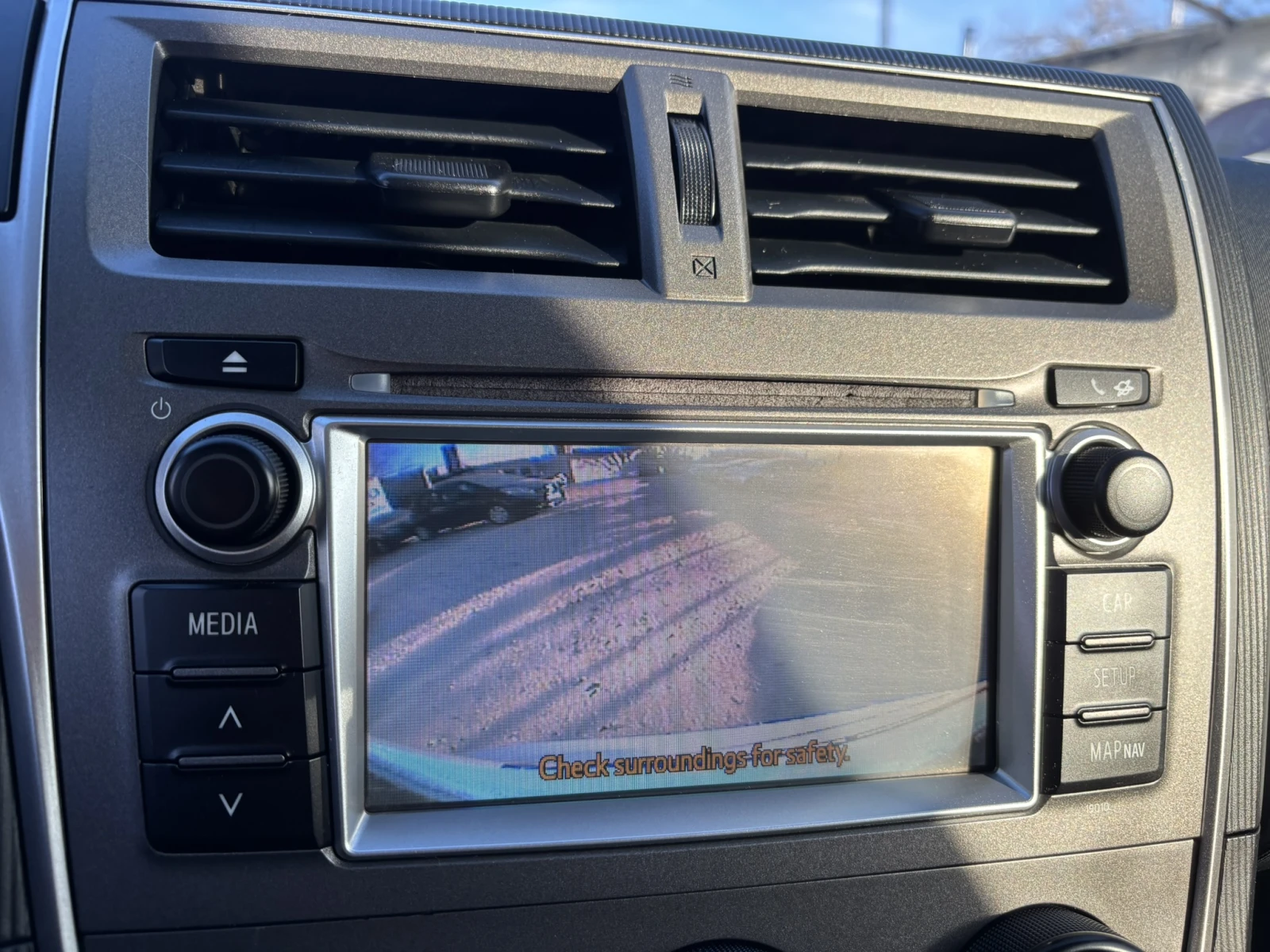 Toyota Verso S 1.3-100 к.с. - изображение 8