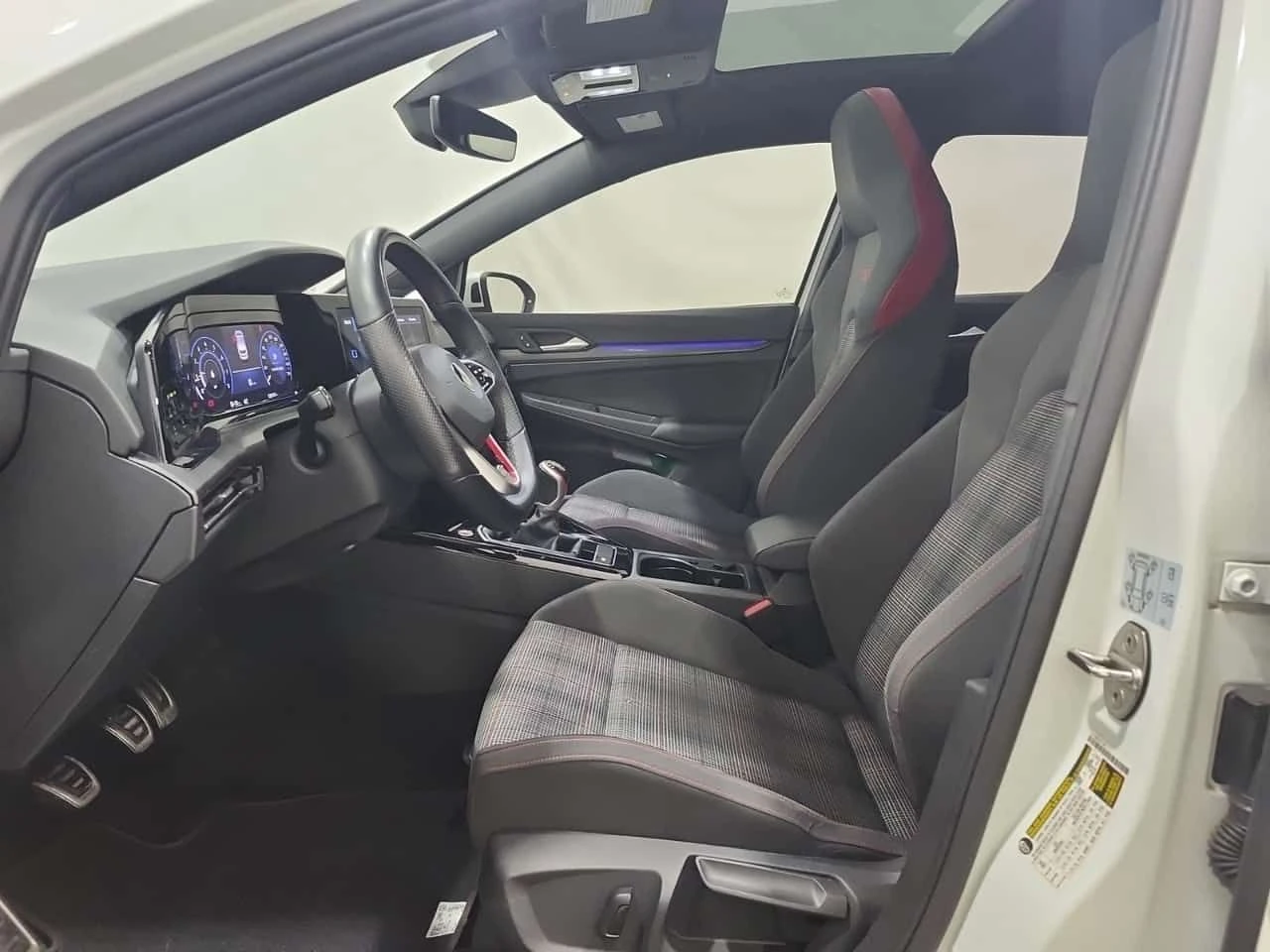 VW Golf GTI/CARFAX/Панорама/2 ключа/Подгрев, снимка 7 - Автомобили и джипове - 53880648