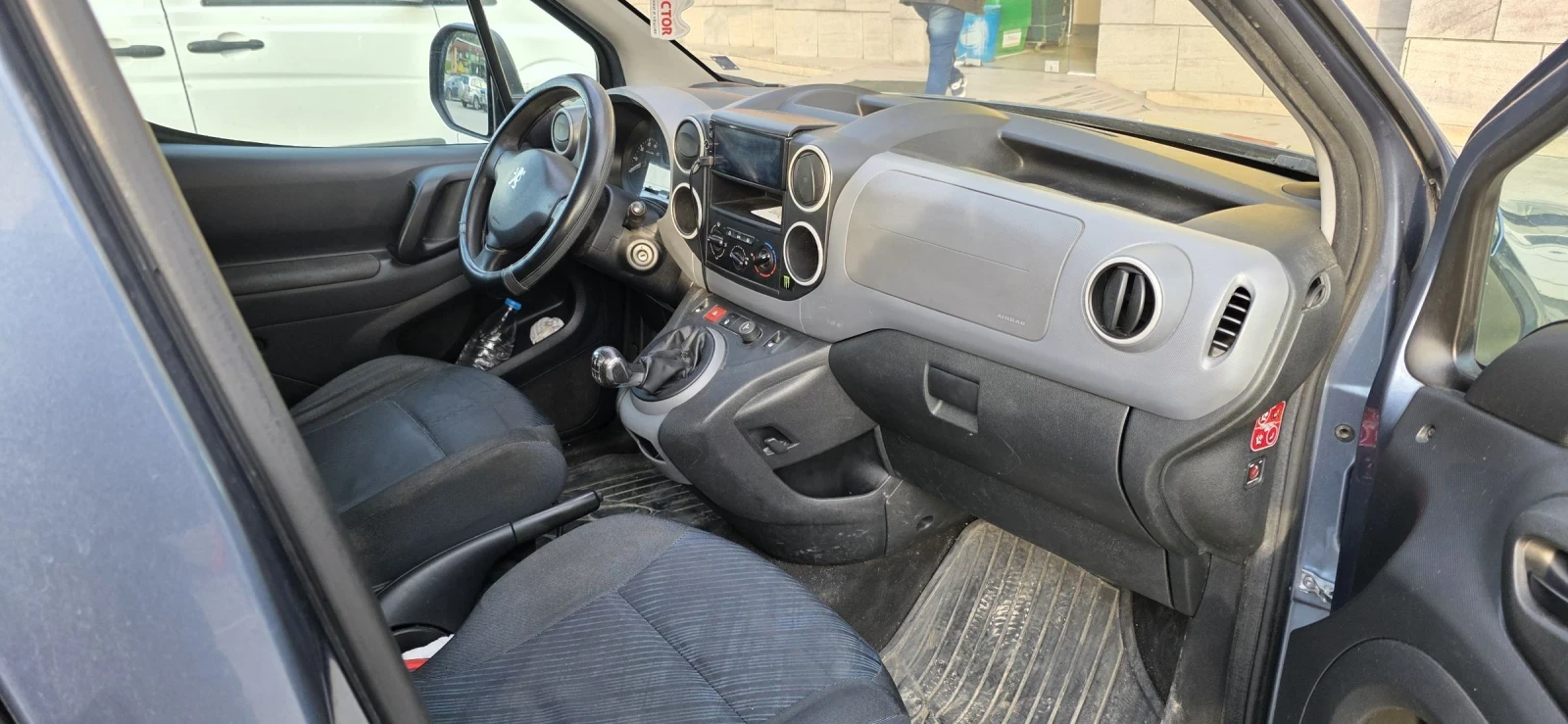 Peugeot Partner 1.6 GAS 6+ 1, снимка 7 - Автомобили и джипове - 54186009
