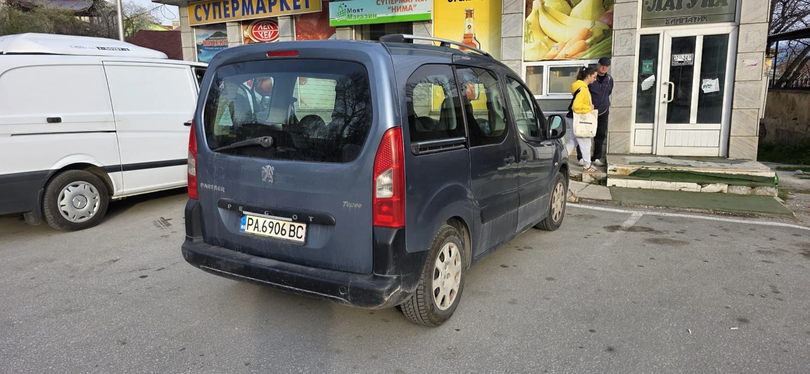 Peugeot Partner 1.6 GAS 6+ 1, снимка 4 - Автомобили и джипове - 54186009