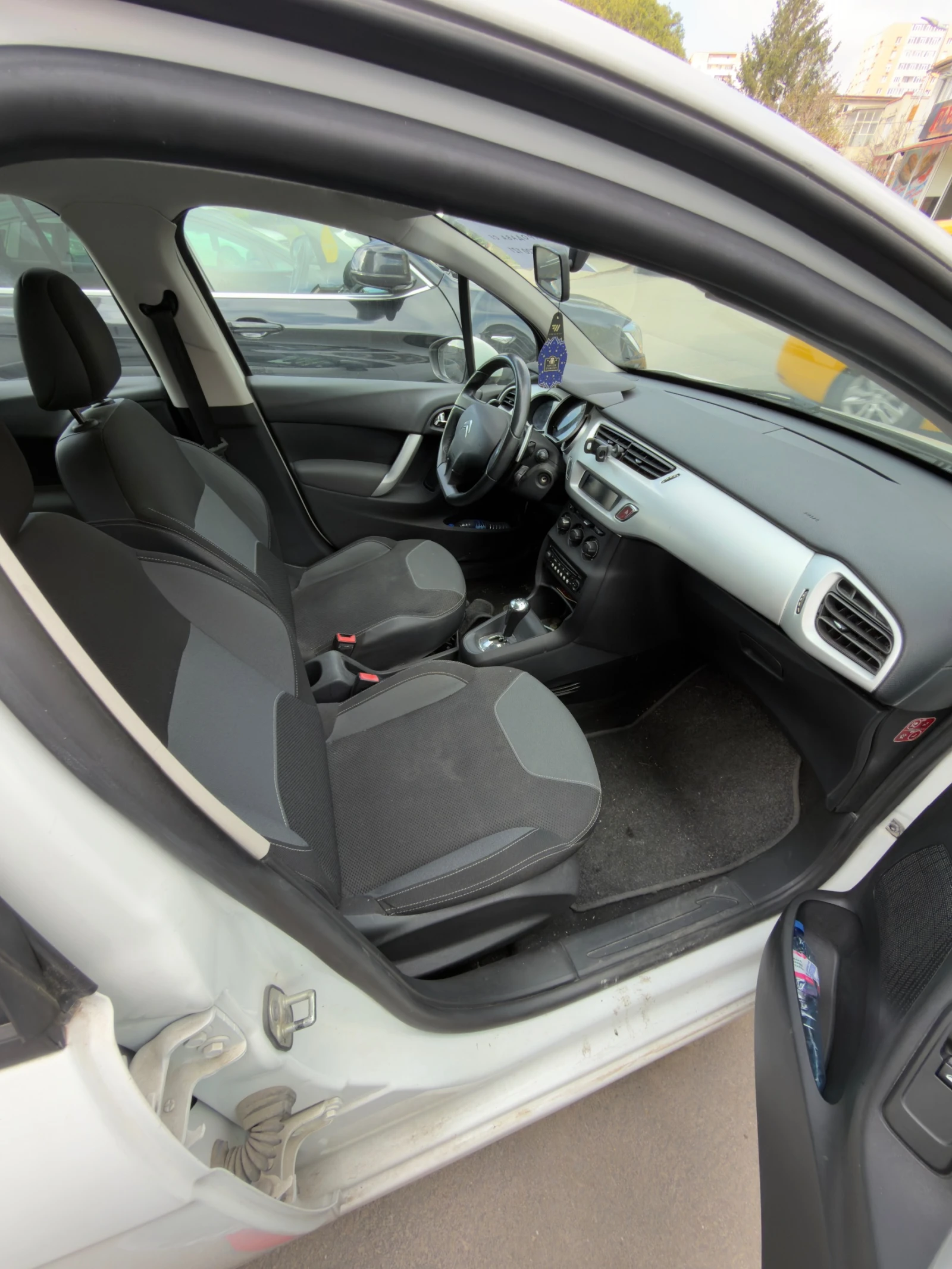 Citroen C3 1.4 ������  | Mobile.bg � ����������� 8