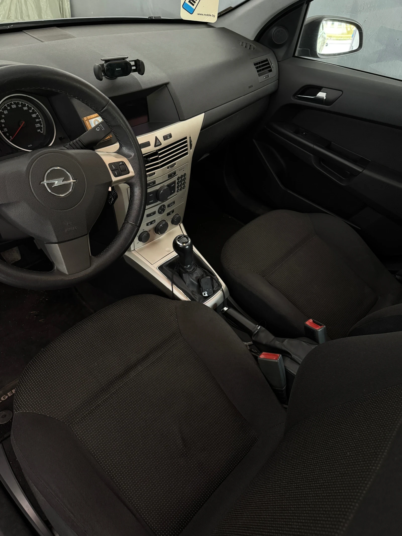 Opel Astra, снимка 4 - Автомобили и джипове - 54254673