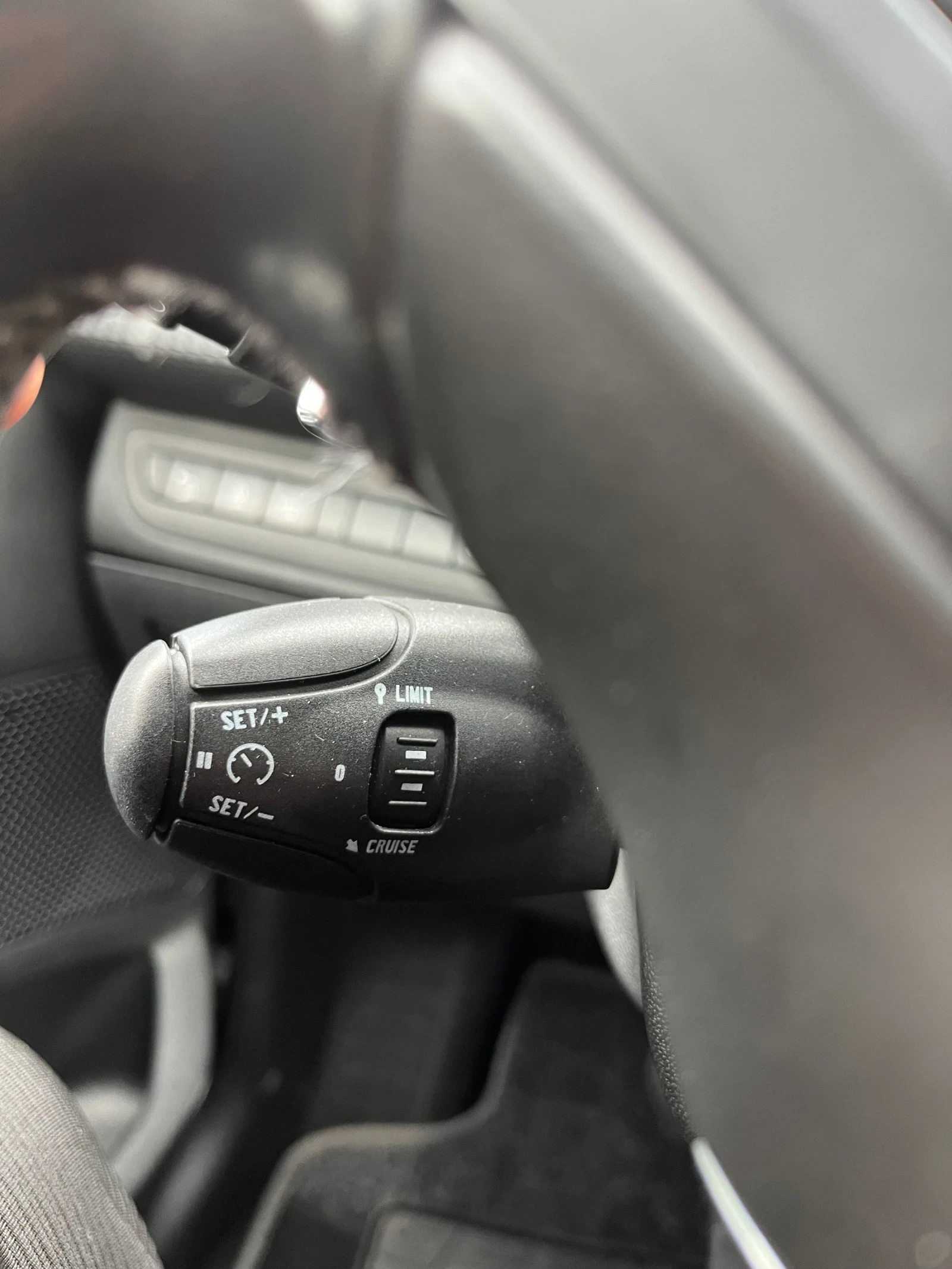 Peugeot 2008 1.6HDI ALLURE, снимка 10 - Автомобили и джипове - 54391943