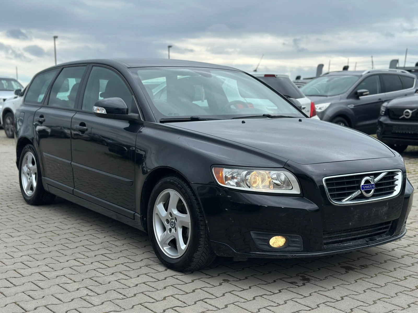 Volvo V50 / 1.6D / 114 HP / EURO 5 /, снимка 7 - Автомобили и джипове - 54642868