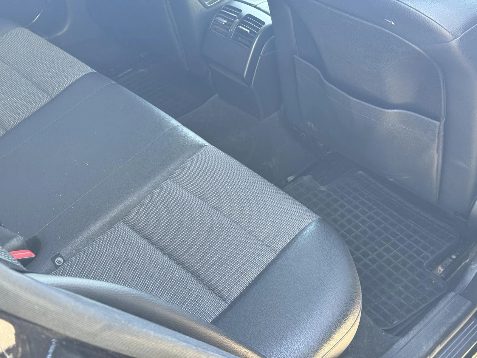 Mercedes-Benz C 220 FACE/AVANGARDE/NAVI, снимка 10 - Автомобили и джипове - 54718344