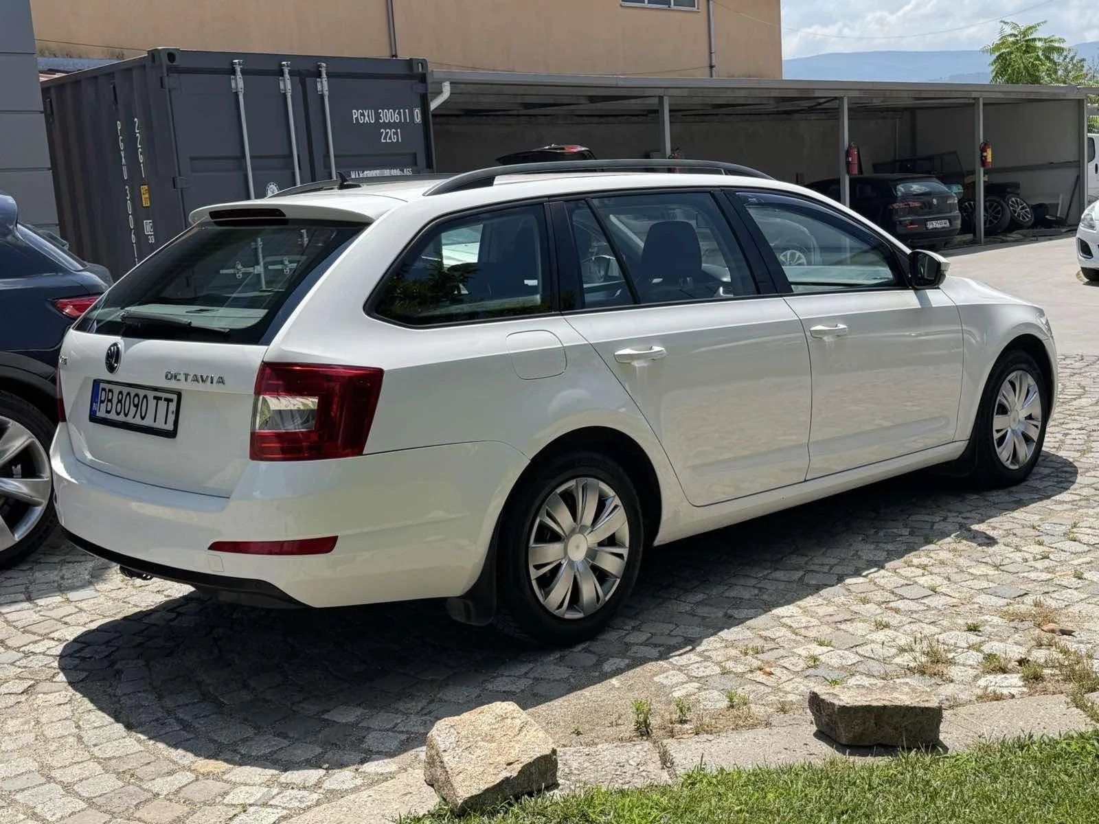 Skoda Octavia Octavia 1.6 DSG , снимка 3 - Автомобили и джипове - 55136896