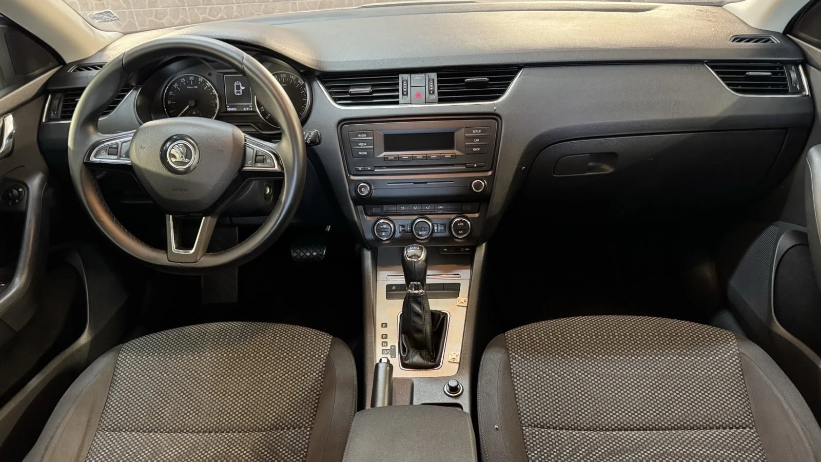 Skoda Octavia Octavia 1.6 DSG , снимка 12 - Автомобили и джипове - 55136896