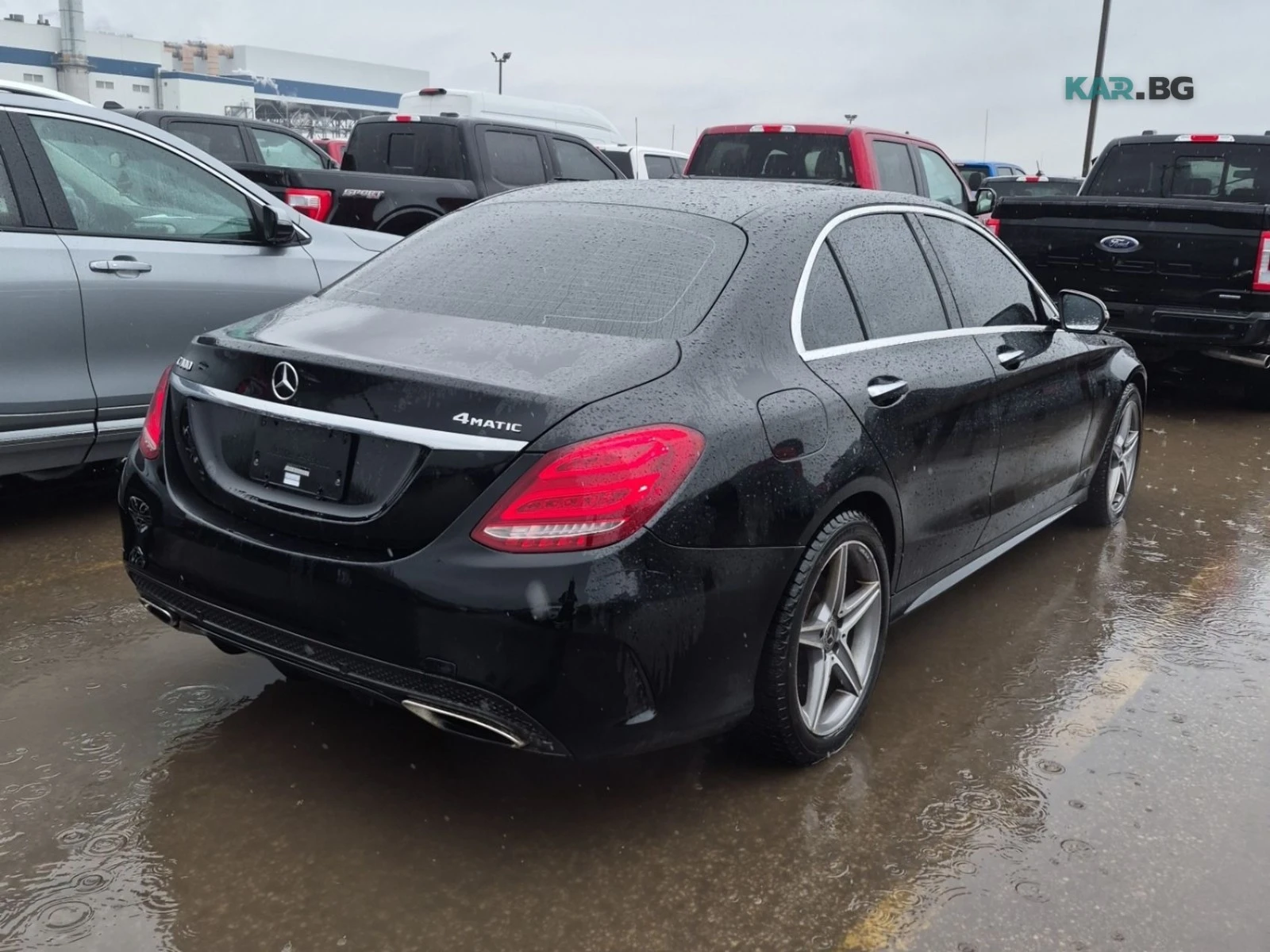 Mercedes-Benz C 300 4MATIC Автокредит Цена до България, снимка 3 - Автомобили и джипове - 55413935