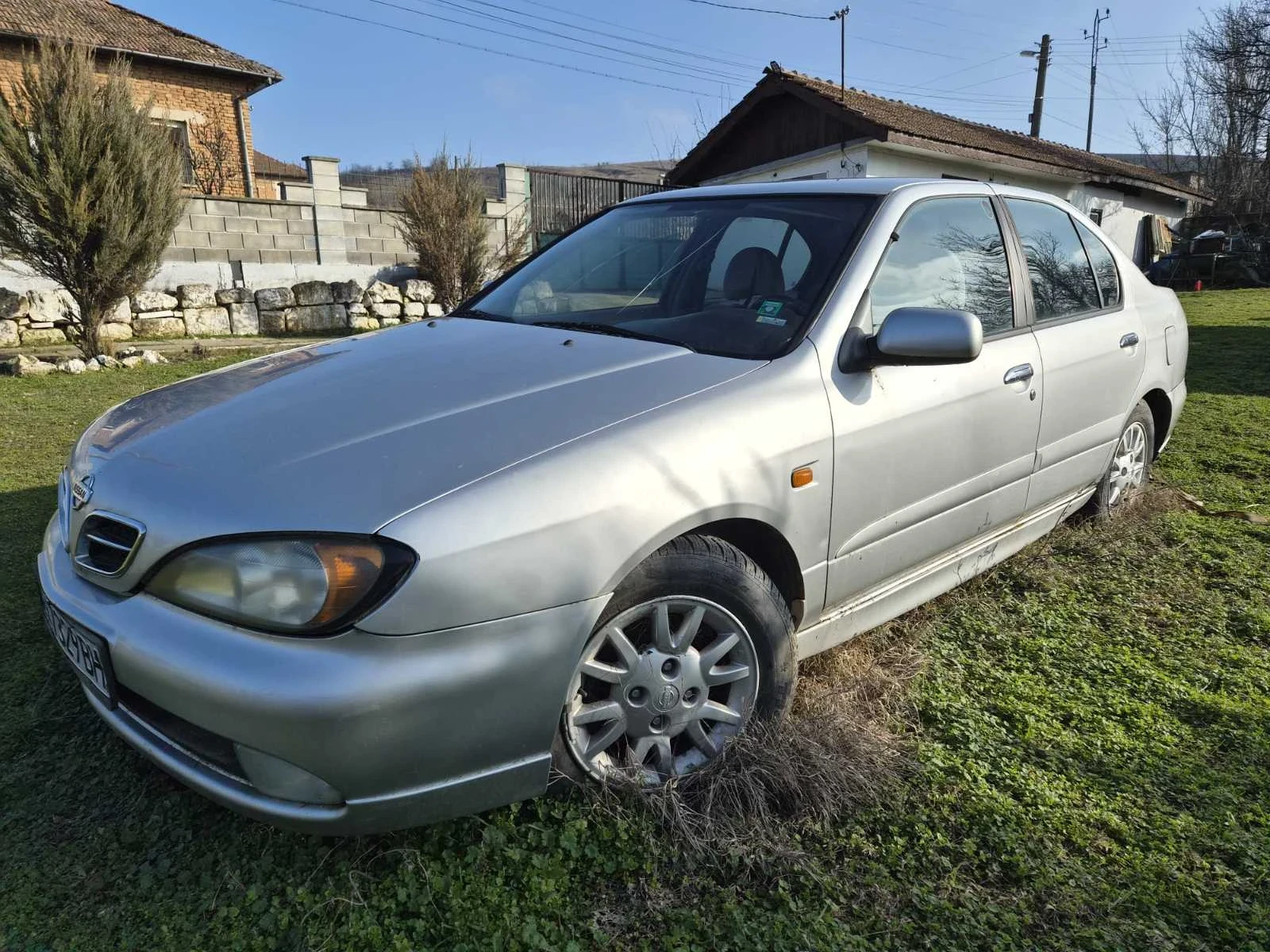 Nissan Primera, снимка 6 - Автомобили и джипове - 55497159