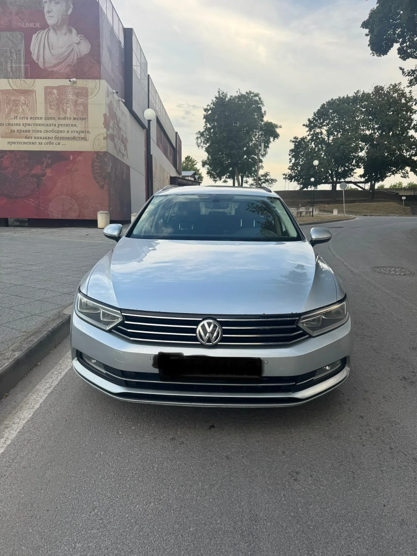 VW Passat BlueMotionb8  2016 г. | 2.0 TDI 150 к . Ел теглич , снимка 2 - Автомобили и джипове - 55662332