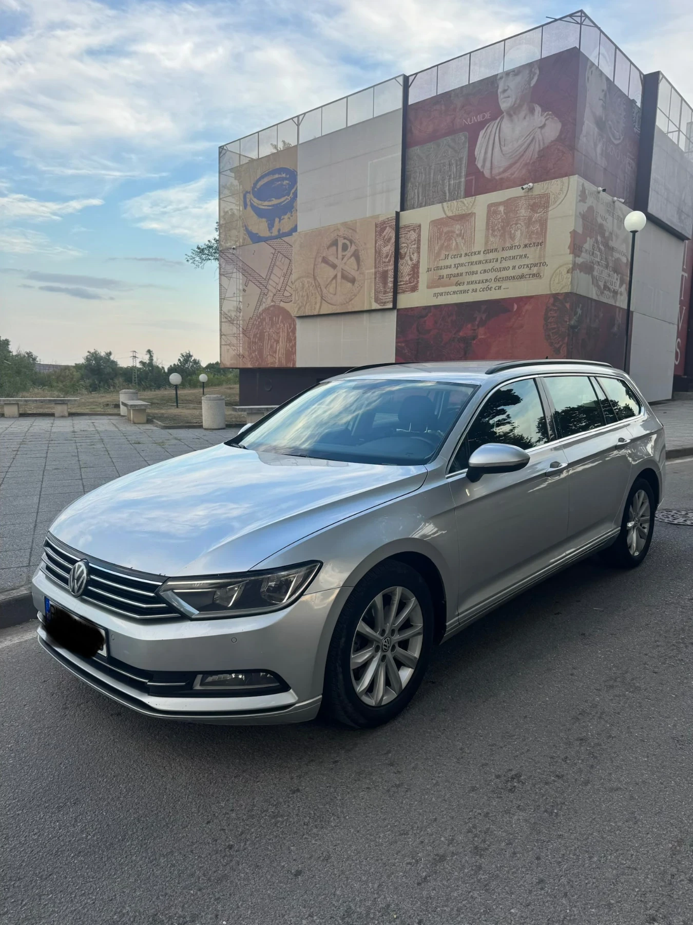 VW Passat BlueMotion   2016 г. | 2.0 TDI 150 к . Ел теглич 