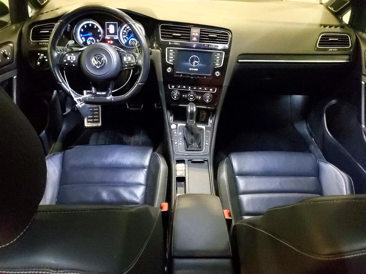 VW Golf R, снимка 8 - Автомобили и джипове - 55773026