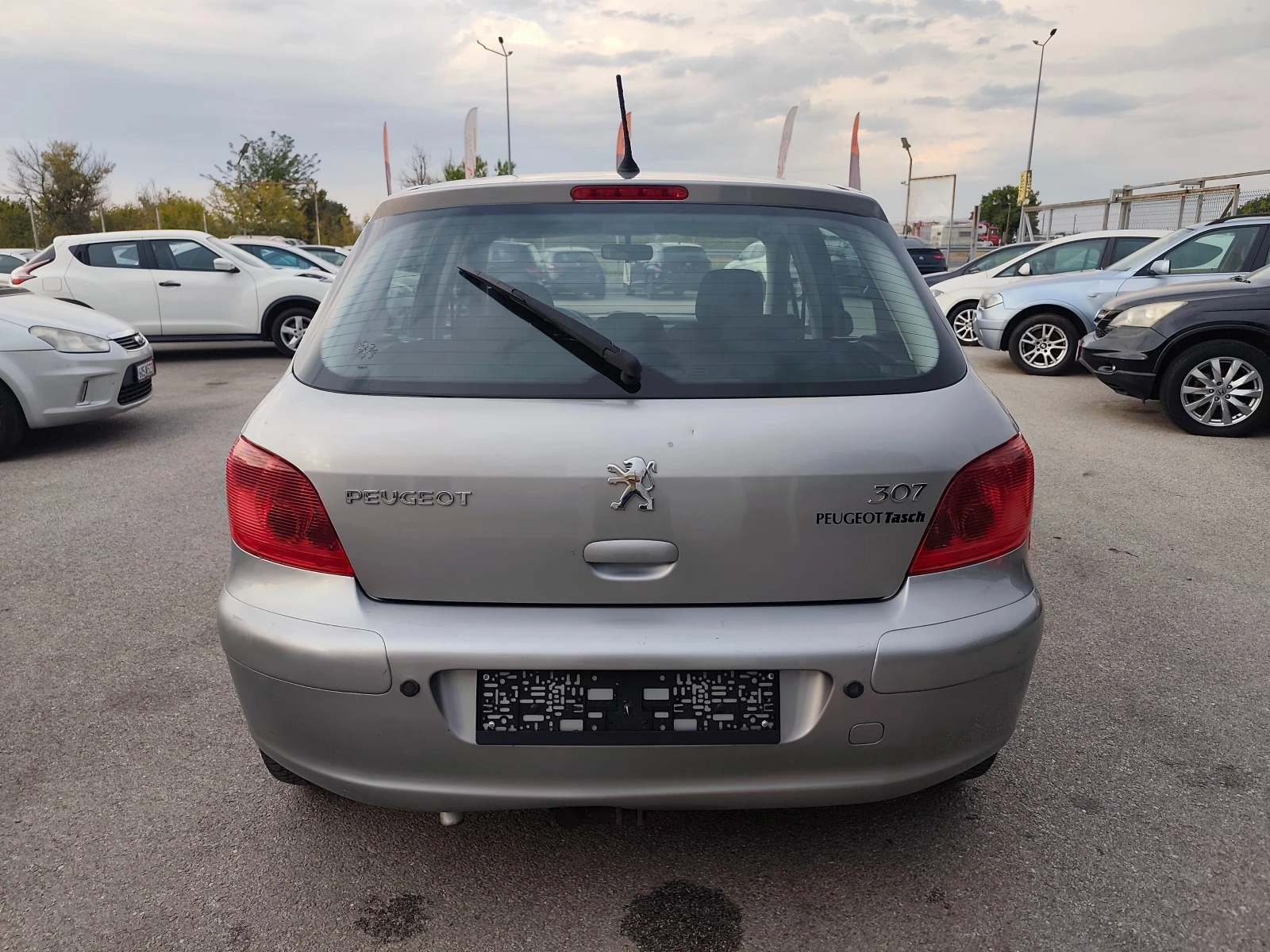 Peugeot 307 1.6i АВТОМАТИК, снимка 4 - Автомобили и джипове - 55949683