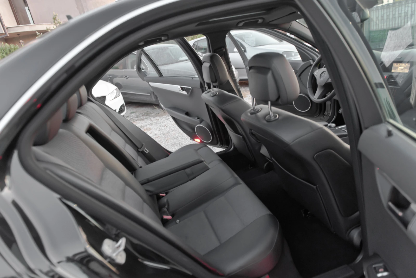 Mercedes-Benz C 220 AMG pack, снимка 14 - Автомобили и джипове - 56037246