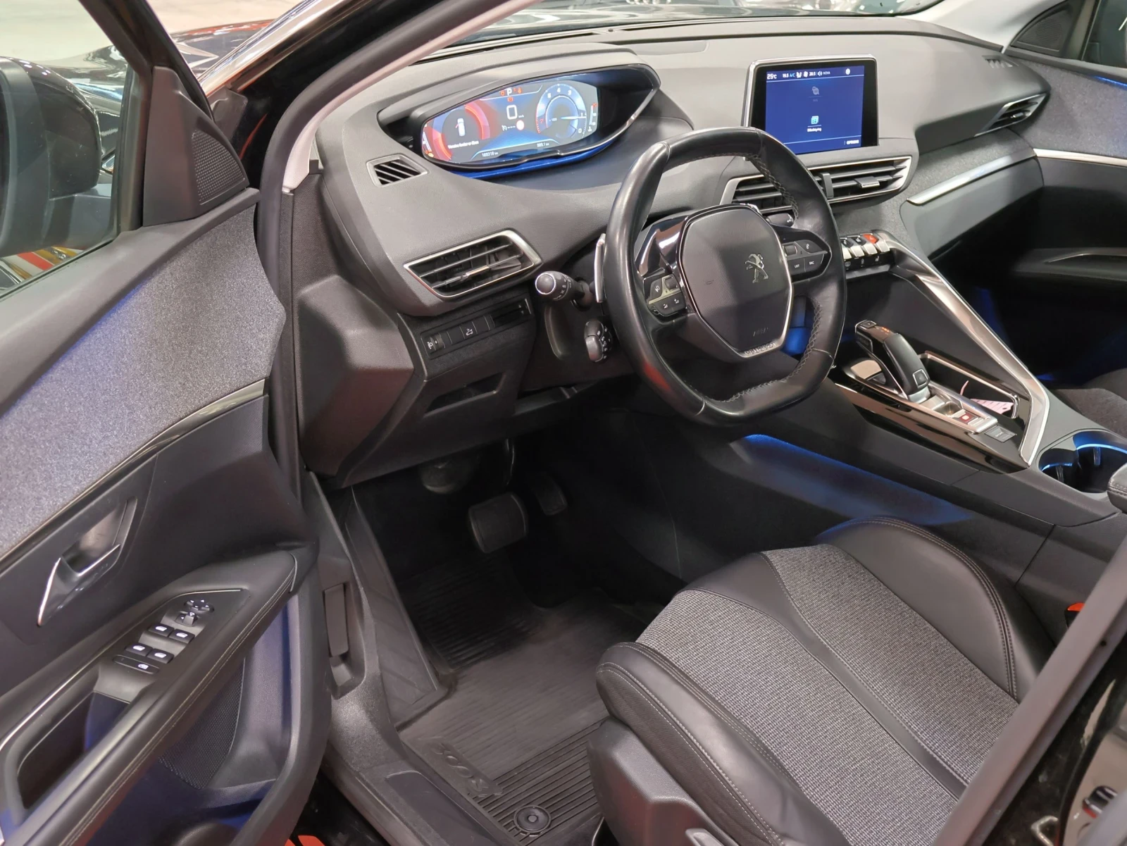 Peugeot 3008 Puretech 130 | EAT6 | Allure Plus, снимка 7 - Автомобили и джипове - 56332167